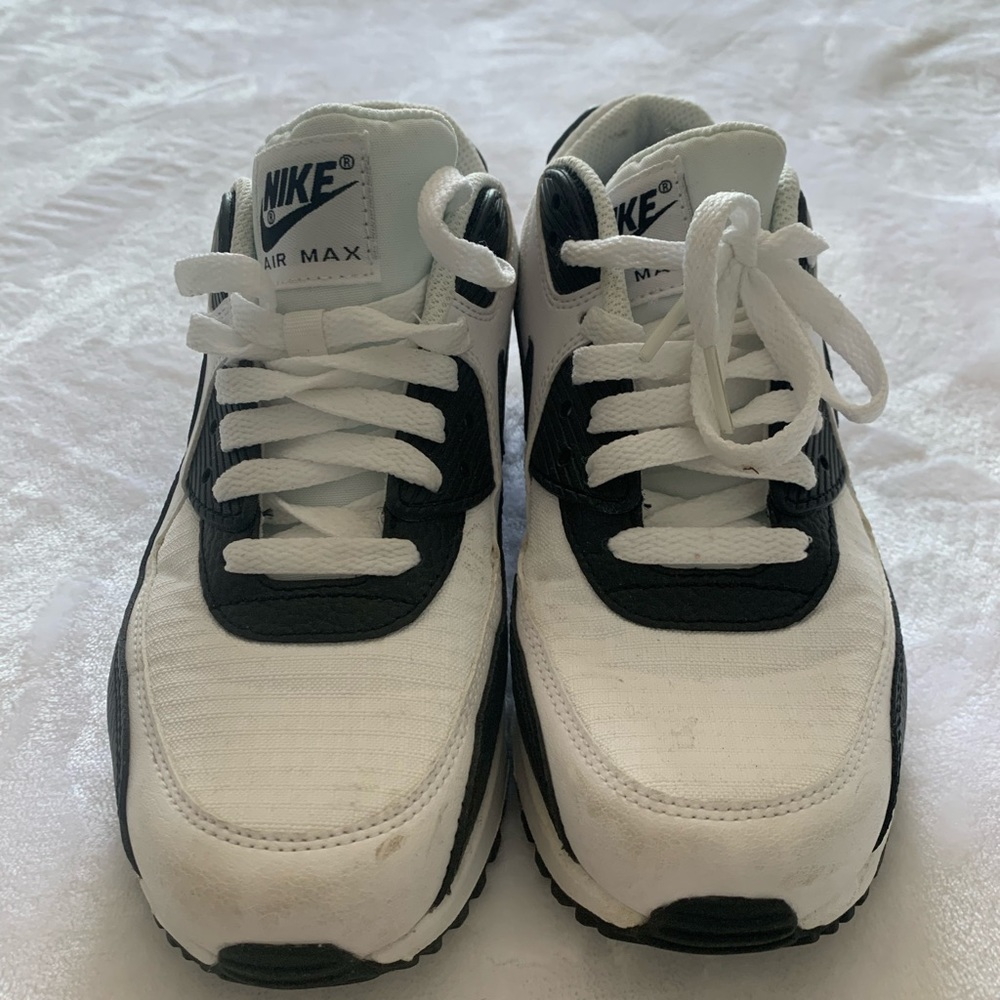 Black and white Air Max - Picture 2 of 4
